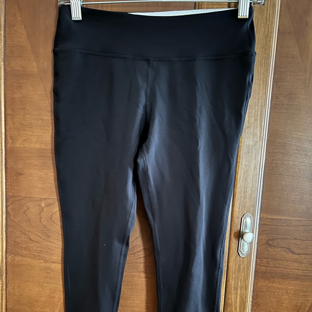 Black and White Capri Leggings